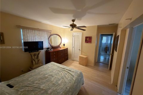 Villa ou maison à vendre à Tamarac, Floride: 2 chambres, 93.09 m2 № 2075047 - photo 10