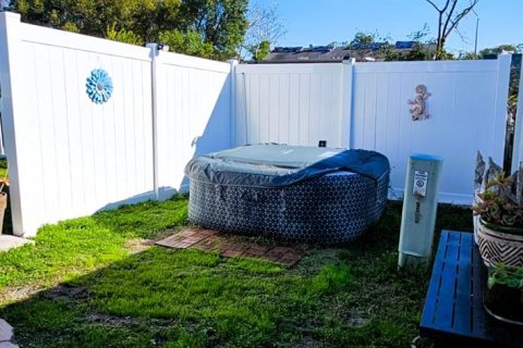 House in Holiday, Florida 2 bedrooms, 122.63 sq.m. № 1543270 - photo 18