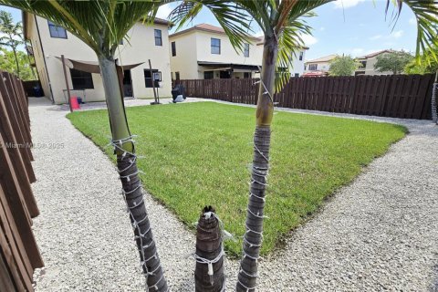 Villa ou maison à louer à Doral, Floride: 5 chambres, 277.96 m2 № 1946917 - photo 23