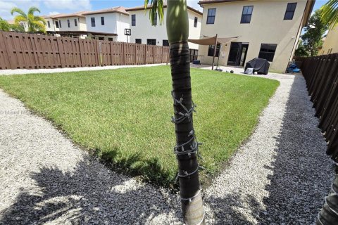 Villa ou maison à louer à Doral, Floride: 5 chambres, 277.96 m2 № 1946917 - photo 21
