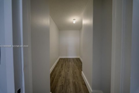 Copropriété à louer à Miami Beach, Floride: 1 chambre, 72 m2 № 2029280 - photo 6