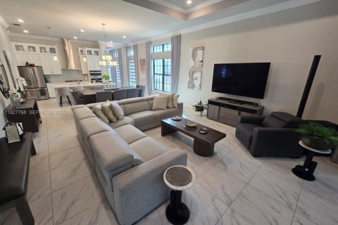 House in Parkland, Florida 3 bedrooms, 201.97 sq.m. № 1988025 - photo 5