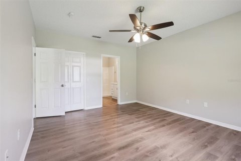 House in Kissimmee, Florida 3 bedrooms, 128.48 sq.m. № 1804667 - photo 18