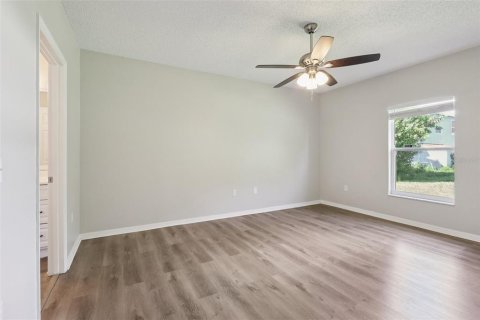 House in Kissimmee, Florida 3 bedrooms, 128.48 sq.m. № 1804667 - photo 16