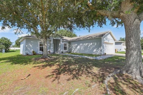 House in Kissimmee, Florida 3 bedrooms, 128.48 sq.m. № 1804667 - photo 2