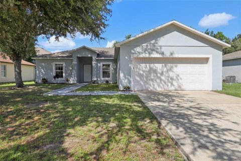 House in Kissimmee, Florida 3 bedrooms, 128.48 sq.m. № 1804667 - photo 1