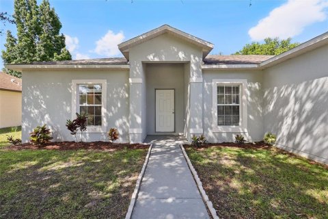 House in Kissimmee, Florida 3 bedrooms, 128.48 sq.m. № 1804667 - photo 3