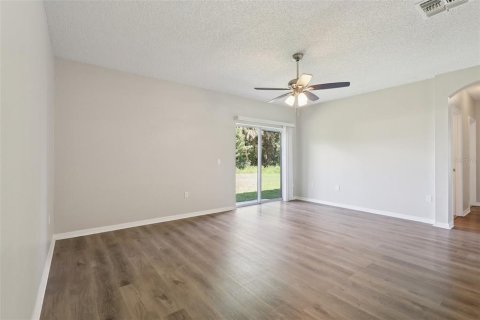 House in Kissimmee, Florida 3 bedrooms, 128.48 sq.m. № 1804667 - photo 7
