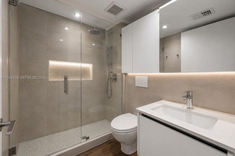 Condo in Key Biscayne, Florida, 3 bedrooms № 2245146 - photo 13