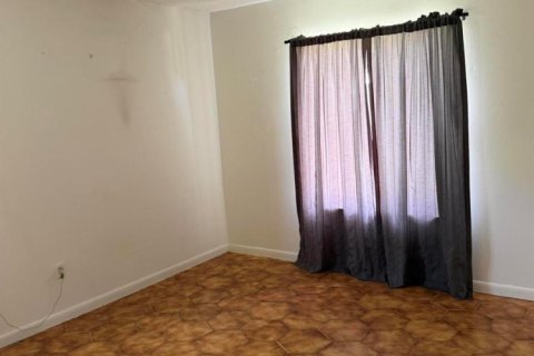 House in Lake Worth, Florida 3 bedrooms, 152.36 sq.m. № 2177158 - photo 12
