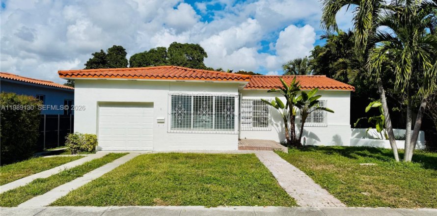 Villa ou maison à Miami, Floride 3 chambres, 145.39 m2 № 2051532