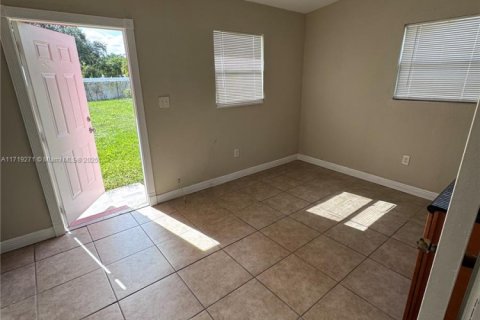 Appartement à louer à Miami Gardens, Floride: 1 chambre, 329.34 m2 № 1695169 - photo 7