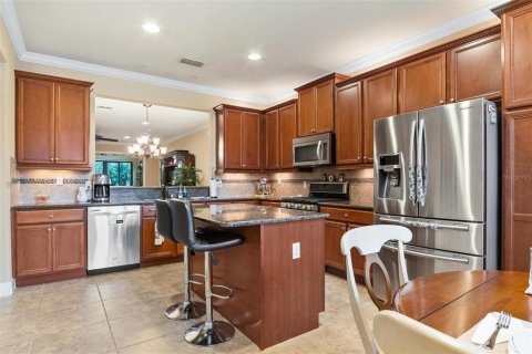 House in Davenport, Florida 4 bedrooms, 243.03 sq.m. № 1905615 - photo 14
