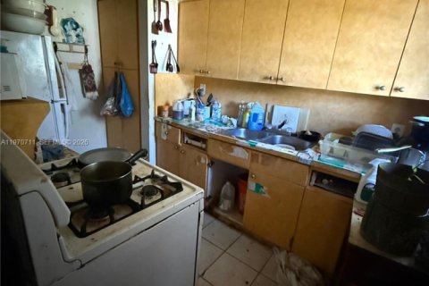 Casa en venta en Miami Gardens, Florida, 3 dormitorios, 110.74 m2 № 2032074 - foto 8