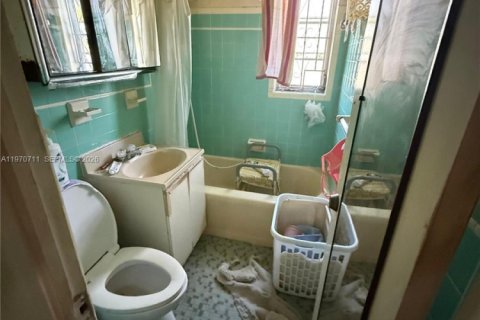 Casa en venta en Miami Gardens, Florida, 3 dormitorios, 110.74 m2 № 2032074 - foto 10