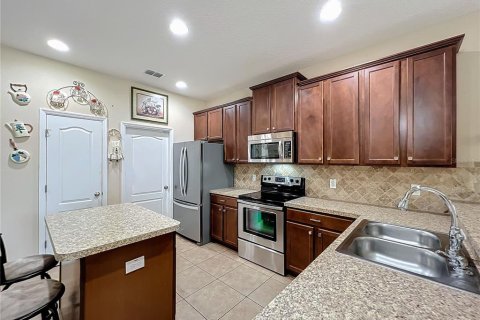 Купить виллу или дом в Апопка, Флорида 9 комнат, 181.25м2, № 1722707 - фото 24