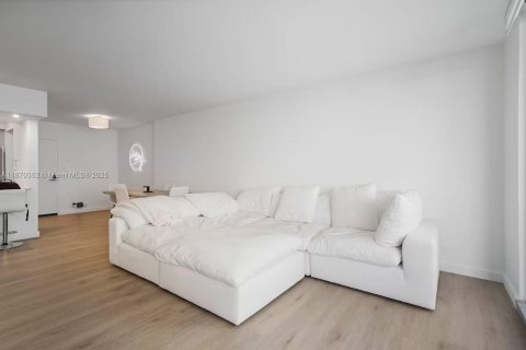 Copropriété à vendre à Miami Beach, Floride: 1 chambre, 77.76 m2 № 1895413 - photo 7