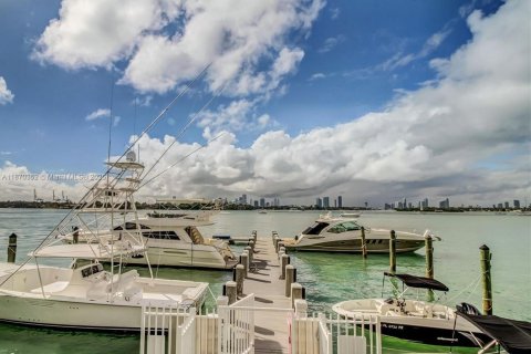 Copropriété à vendre à Miami Beach, Floride: 1 chambre, 77.76 m2 № 1895413 - photo 10