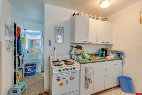 Propiedad comercial en venta en Daytona Beach, Florida, 3 dormitorios, 133.78 m2 № 2157180 - foto 27