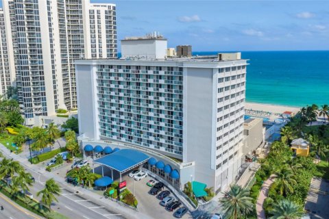 Hôtel, hôtellerie à Sunny Isles Beach, Floride 33.44 m2 № 2010754
