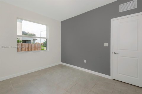 Casa en venta en Homestead, Florida, 4 dormitorios, 176.05 m2 № 1896354 - foto 27