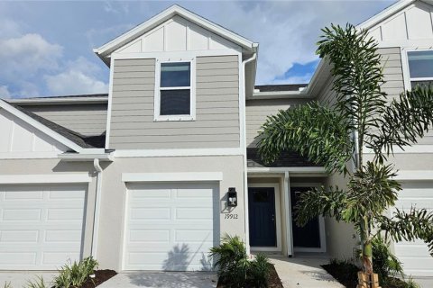 Townhouse in Venice, Florida 2 bedrooms, 157.75 sq.m. № 2363354
