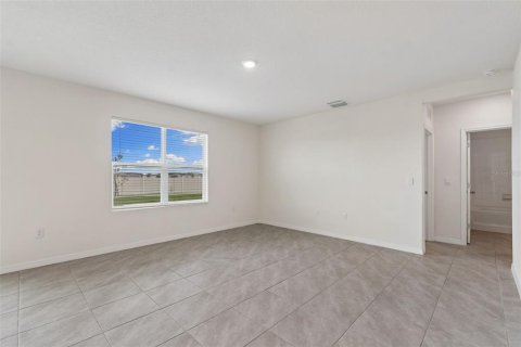 House in Wesley Chapel, Florida 5 bedrooms, 242.01 sq.m. № 2110280 - photo 24