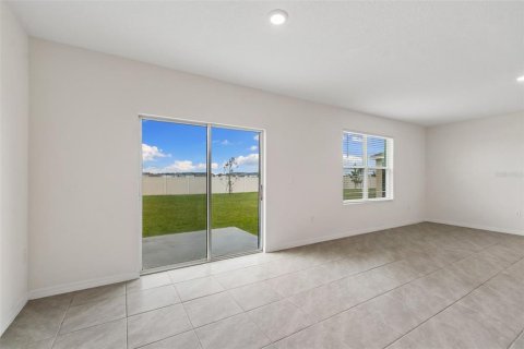 House in Wesley Chapel, Florida 5 bedrooms, 242.01 sq.m. № 2110280 - photo 20