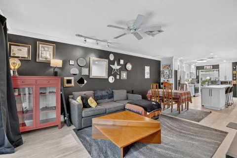 Condo in Boca Raton, Florida, 2 bedrooms  № 2392937 - photo 13