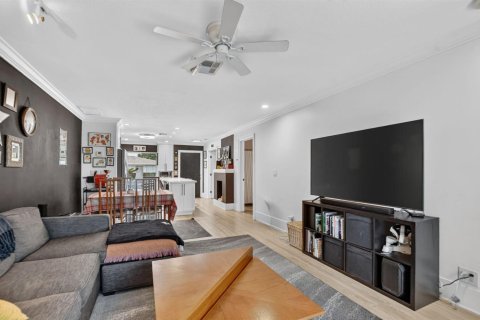 Condo in Boca Raton, Florida, 2 bedrooms  № 2392937 - photo 12