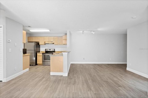 Copropriété à vendre à Orlando, Floride: 3 chambres, 110.83 m2 № 2229956 - photo 10