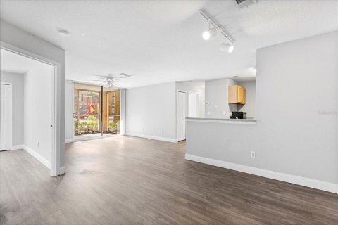 Copropriété à vendre à Orlando, Floride: 3 chambres, 110.83 m2 № 2229956 - photo 3