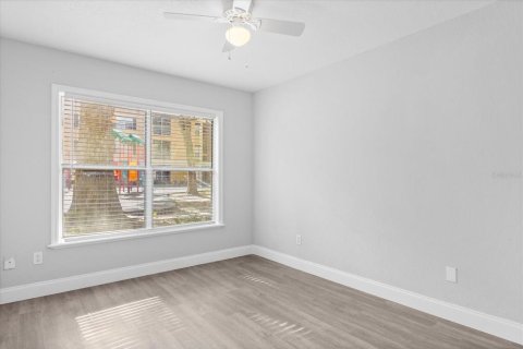 Copropriété à vendre à Orlando, Floride: 3 chambres, 110.83 m2 № 2229956 - photo 19
