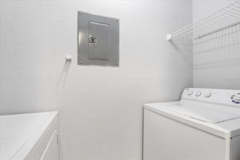 Copropriété à vendre à Orlando, Floride: 3 chambres, 110.83 m2 № 2229956 - photo 14