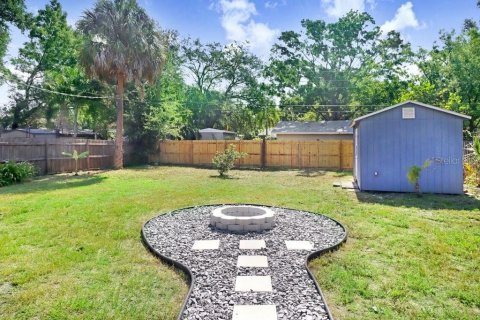 House in Tampa, Florida 3 bedrooms, 132.66 sq.m. № 1829835 - photo 2
