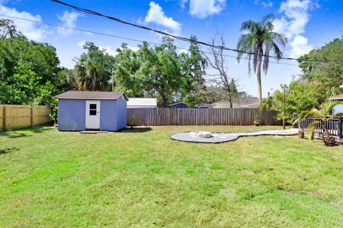 House in Tampa, Florida 3 bedrooms, 132.66 sq.m. № 1829835 - photo 26