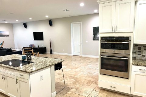 Casa en venta en Jupiter, Florida, 4 dormitorios, 300.17 m2 № 1692728 - foto 6
