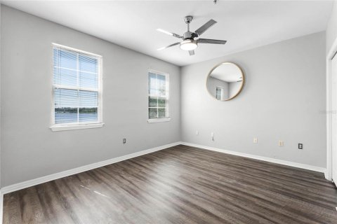Condo in Orlando, Florida, 3 bedrooms  № 1716918 - photo 21