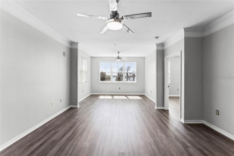 Condo in Orlando, Florida, 3 bedrooms  № 1716918 - photo 14