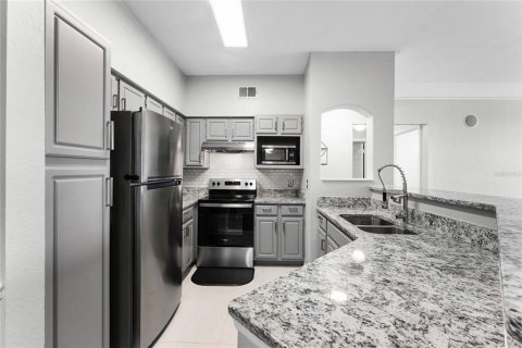 Condominio en venta en Orlando, Florida, 3 dormitorios, 128.86 m2 № 1716918 - foto 2