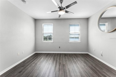 Condo in Orlando, Florida, 3 bedrooms  № 1716918 - photo 22