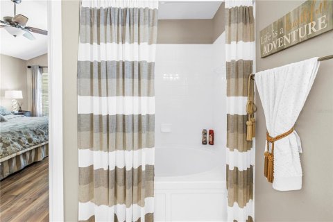 Touwnhouse à vendre à Bradenton, Floride: 3 chambres, 148.27 m2 № 2350300 - photo 19