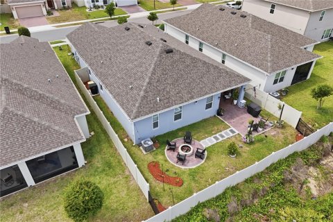 House in Davenport, Florida 4 bedrooms, 196.21 sq.m. № 2120345 - photo 3