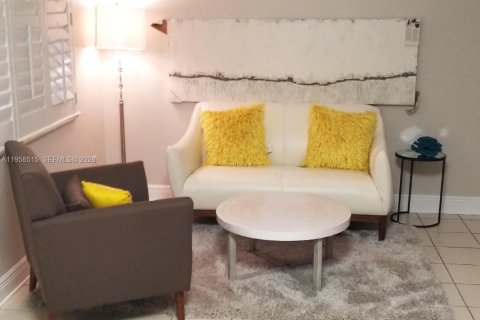 Copropriété à louer à Stuart, Floride: 1 chambre, 43.94 m2 № 2020819 - photo 2