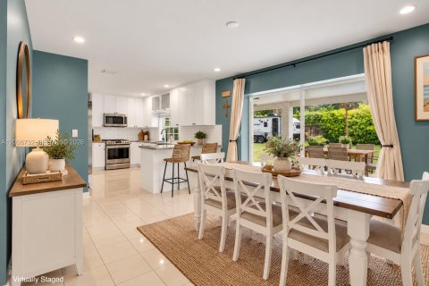 Villa ou maison à vendre à Palmetto Bay, Floride: 4 chambres, 193.33 m2 № 2397847 - photo 9