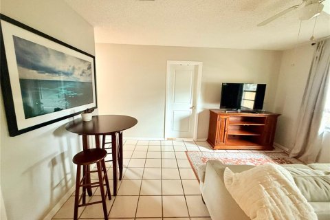 Appartement à louer à Tampa, Floride: 4 chambres, 187.29 m2 № 2136052 - photo 13
