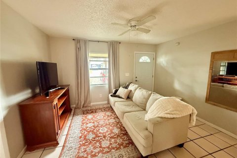 Appartement à louer à Tampa, Floride: 4 chambres, 187.29 m2 № 2136052 - photo 12