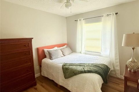 Appartement à louer à Tampa, Floride: 4 chambres, 187.29 m2 № 2136052 - photo 4