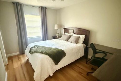 Appartement à louer à Tampa, Floride: 4 chambres, 187.29 m2 № 2136052 - photo 2