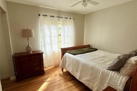 Appartement à louer à Tampa, Floride: 4 chambres, 187.29 m2 № 2136052 - photo 5